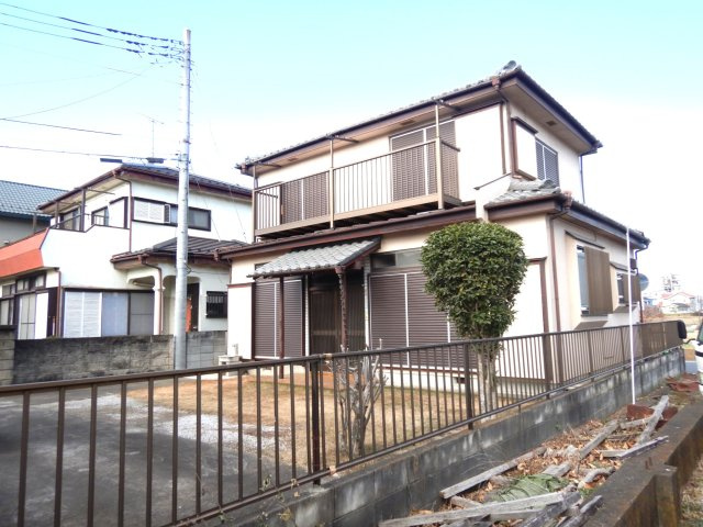日高市鹿山中古住宅の外観