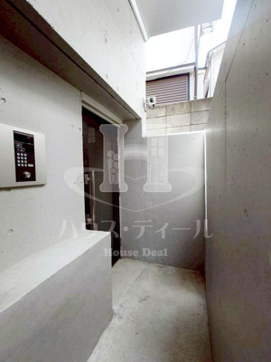 【エントランス】 | everCrest赤羽 | 清潔なエントランスです