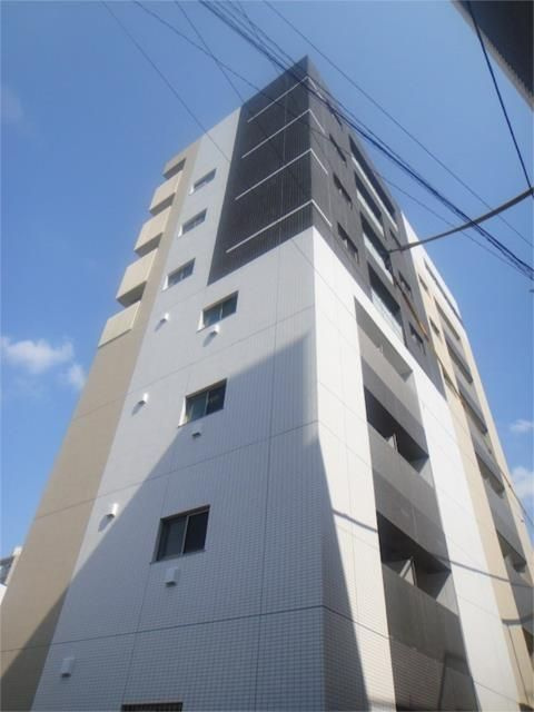 ＥＭＥＲＡＵＤＥ（エムロード）の外観