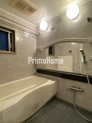 カスタリア人形町の浴室