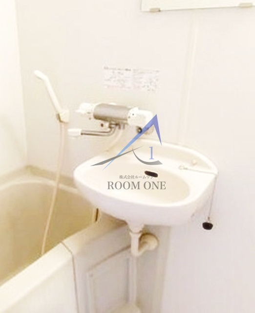 ヴェルト新宿落合の洗面所|洗面台です。