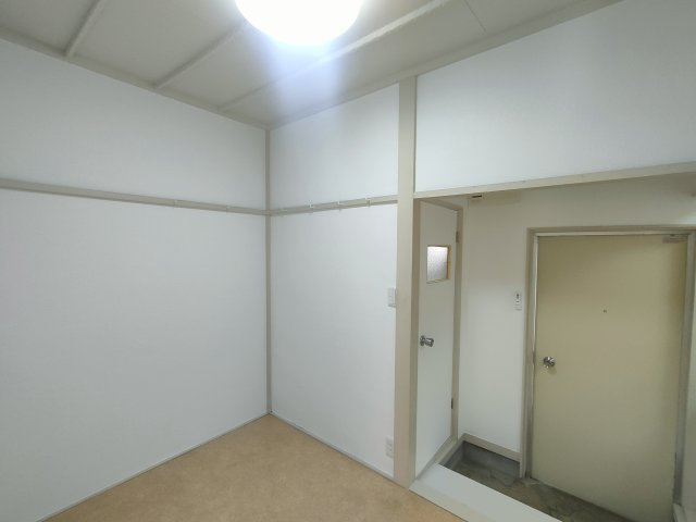 東海第6ハウスの洋室