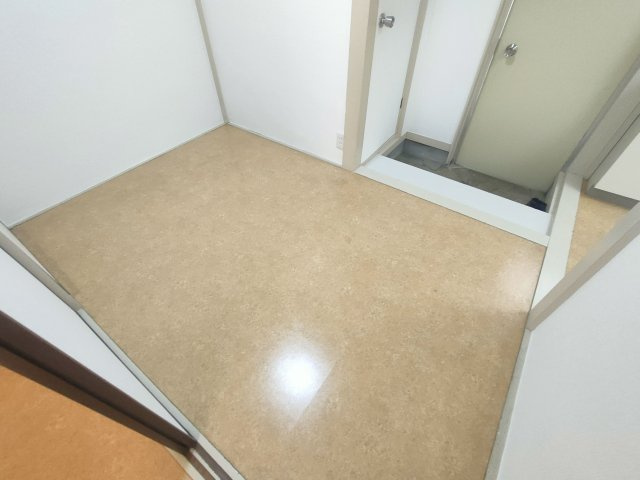 東海第6ハウスの居間・リビング