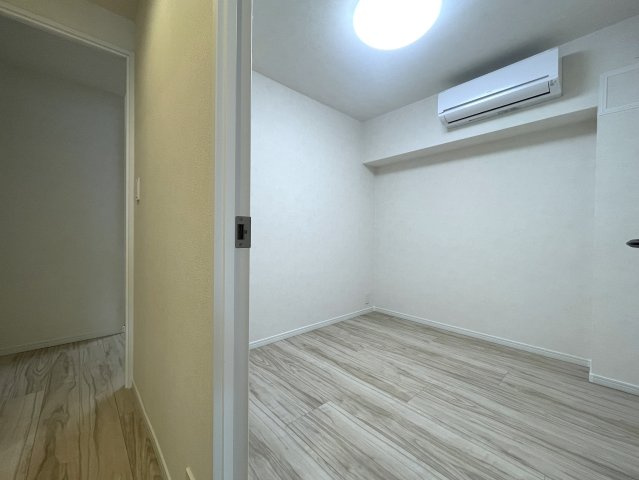 月見台は、時として雪見台にもなる。実質５部屋と言ってもイイんじゃない？な、【クレドール保土ケ谷月見台】リノベーションの内装|納戸です。でも、居室としてお使いいただけます。