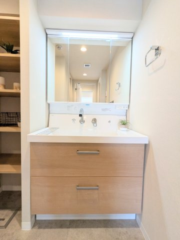 東陽町コーポラスの独立洗面台|～洗面化粧室写真～