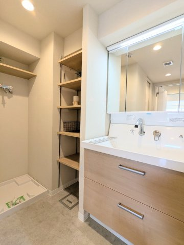 東陽町コーポラスの独立洗面台|～洗面化粧室写真～