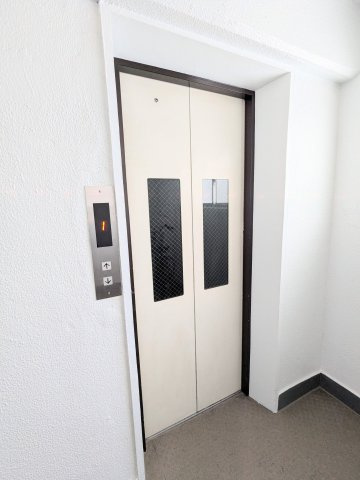 東陽町コーポラスのその他共用部分|～エレベーター写真～