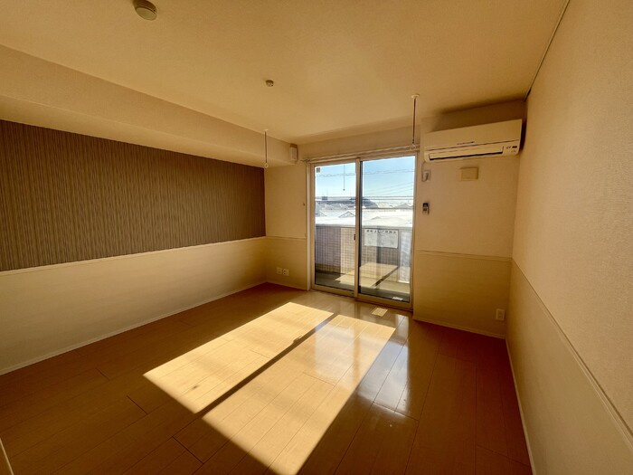 プレジャーの居間・リビング