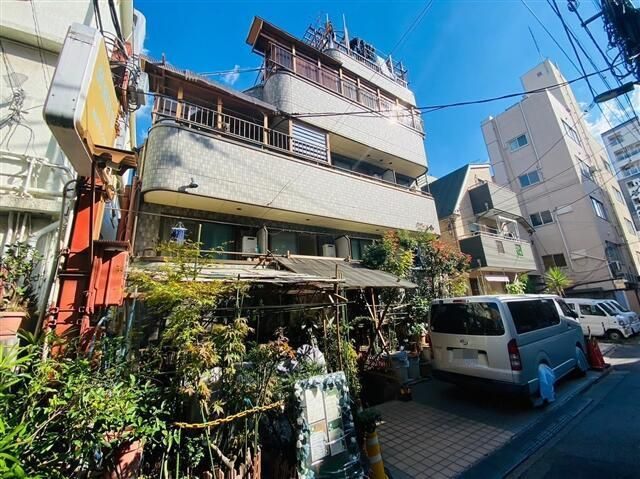 河本マンションの外観