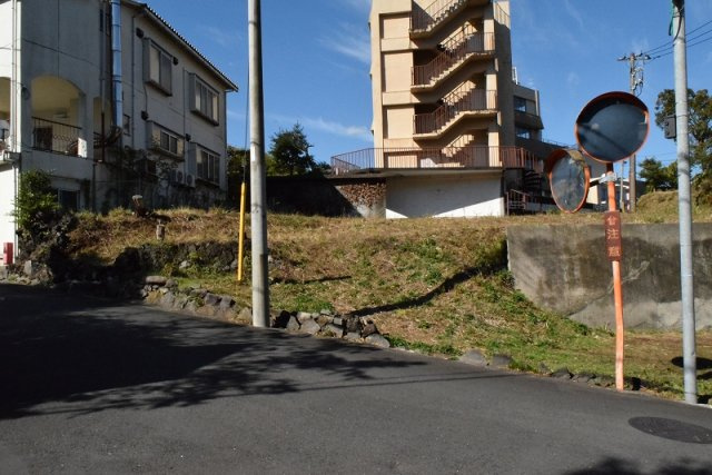 伊東市瓶山一丁目　売地の画像