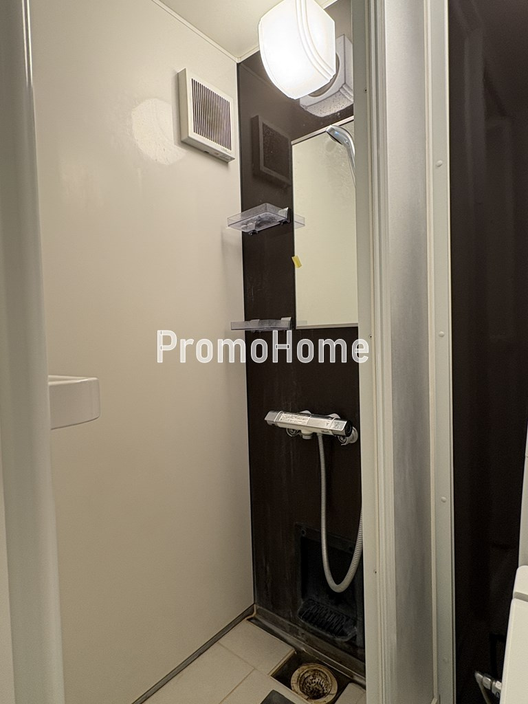 ルニ神田のシャワールーム