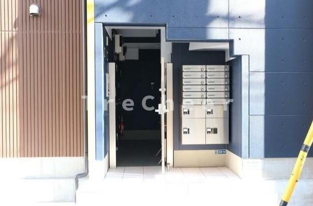 Grotta blu Komagome(グラッタブルコマゴメ)のエントランス