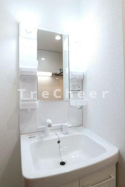 Grotta blu Komagome(グラッタブルコマゴメ)の洗面所