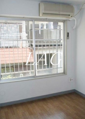 【居間・リビング】 | コスモ和光2 | 洋室のお部屋です。