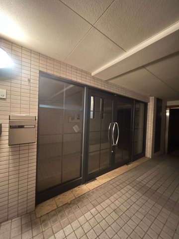 ラムール六甲山ノ手 のエントランス