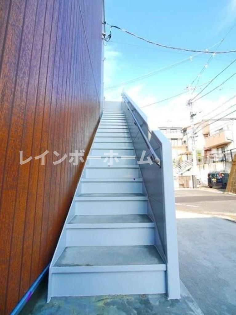 THE HOUSE 八王子東中野※初期費用分割あと払いサービス利用可能物件のエントランス