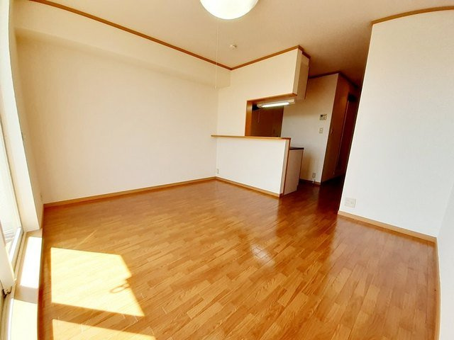 【居間・リビング】 | 【簡単オンライン契約】来店不要でオンライン申込み＆契約可能♪