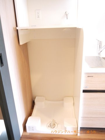 【ランドリースペース】 | ルフォンリブレ赤羽 | 様々なタイプの洗濯機を配置する事ができます。