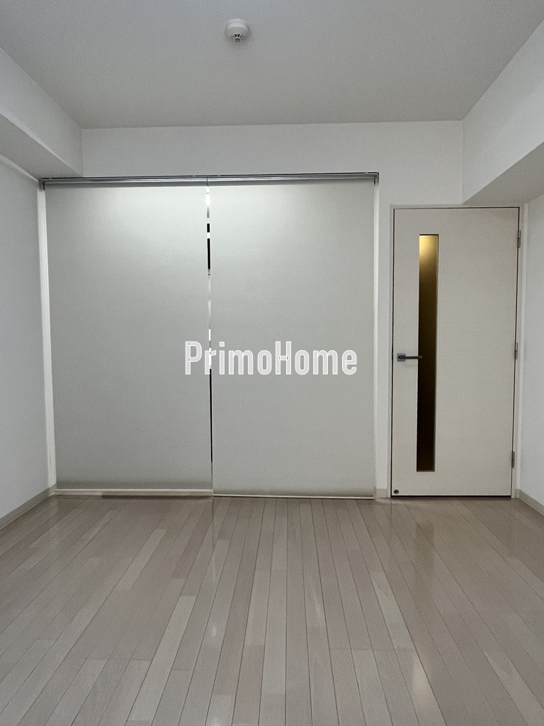 コンフォリア上野広小路の洋室