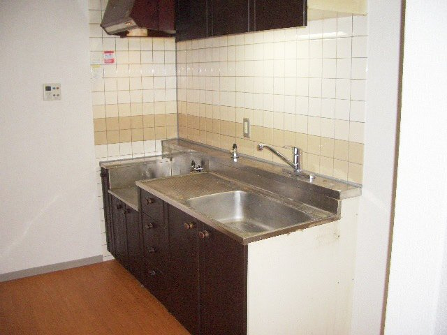 グリーンシャンテのキッチン|ガスコンロ設置可のキッチンです