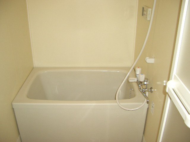 グリーンシャンテの浴室|追い焚き付きです。