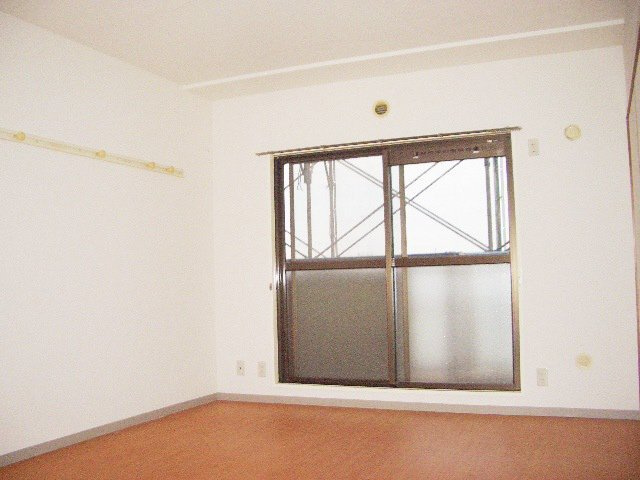 グリーンシャンテの居間・リビング|13帖のリビングです