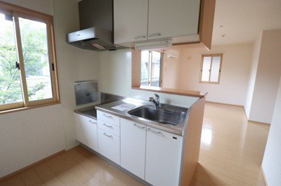 【キッチン】 | マサーレ・オガワ B棟 | 対面キッチン