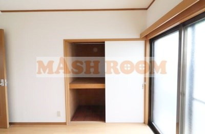 リェゾン井草の収納