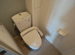 【トイレ】 | エスティメゾン新中野 | 温水洗浄便座。