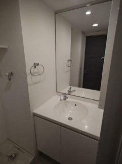 【独立洗面台】 | エスティメゾン新中野 | 嬉しい独立洗面台付き。