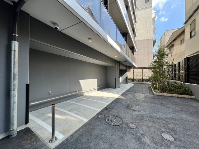 【駐車場】