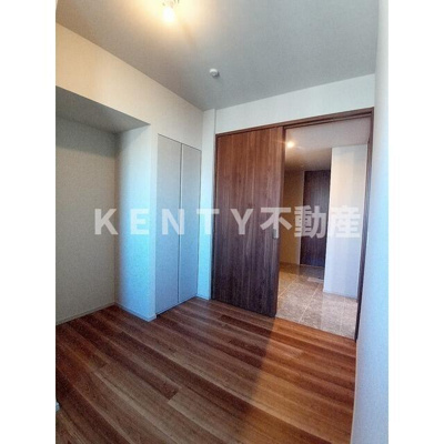 【寝室】 | ザ・パークハウス品川荏原中延 | 落ち着いた色調の寝室です