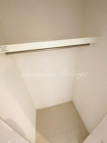 リブリ・柳町の収納|ハンガーラック付きで楽々収納♪