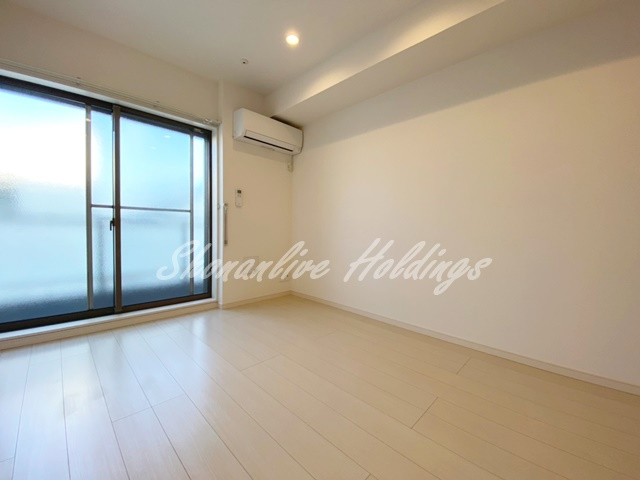 リブリ・柳町の居間・リビング|6.8帖広々リビング♪