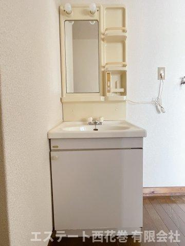 レジデンス星が丘の独立洗面台