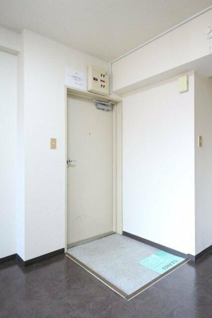 ライオンズマンション東池袋の玄関