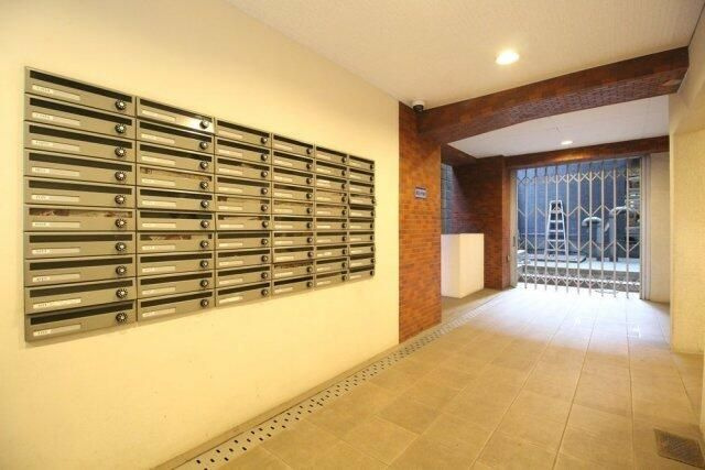 ライオンズマンション東池袋のロビー