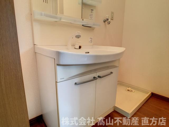 北九州市八幡西区星ケ丘４丁目のアパートの洗面所