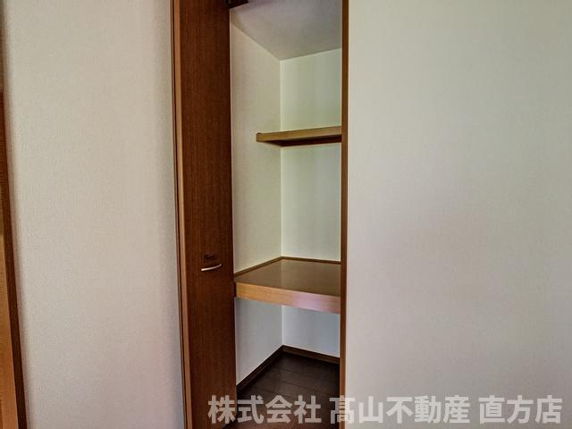 北九州市八幡西区星ケ丘４丁目のアパートの収納