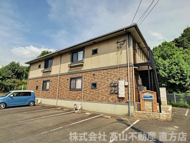 北九州市八幡西区星ケ丘４丁目のアパートの外観