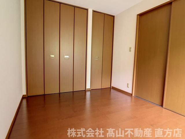 北九州市八幡西区星ケ丘４丁目のアパートの洋室