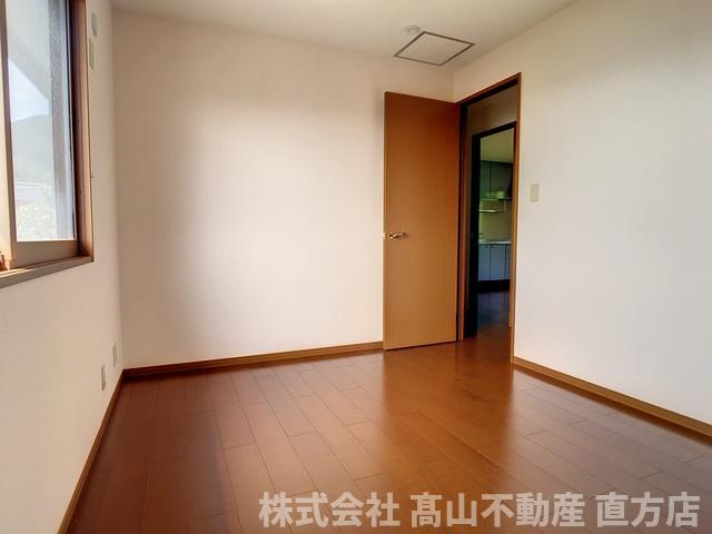 北九州市八幡西区星ケ丘４丁目のアパートの寝室