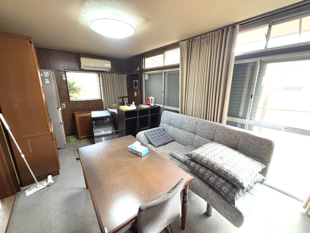 【居間・リビング】の画像