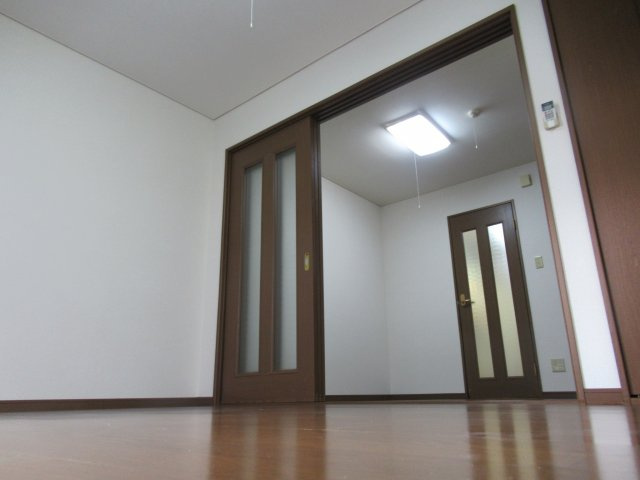 アーバンクレストの洋室