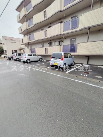 グレース喜泉の駐車場
