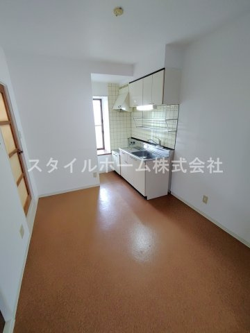 グレース喜泉の居間・リビング