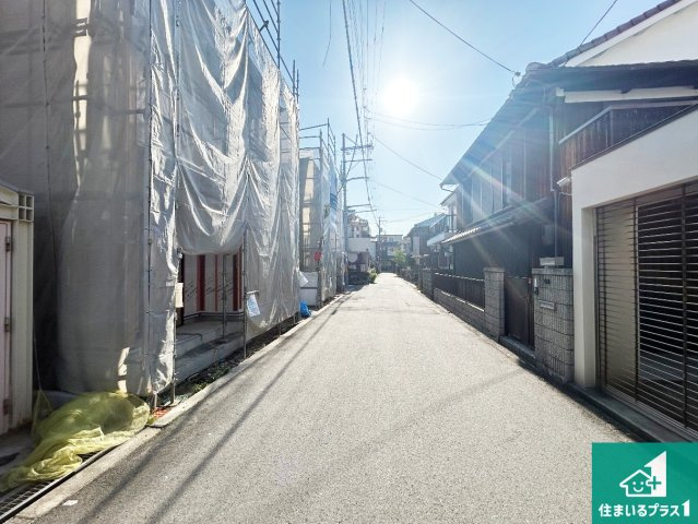 大阪市東住吉区照ケ丘矢田　第9期　新築一戸建ての前面道路含む現地写真|周辺は落ち着いた街並みの住宅地！子育てがしやすい住環境です！まだ未完成ですが、現地でしかわからない事もございます。是非一度ご覧ください。