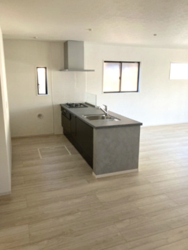 若葉区若松台戸建のキッチン|水曜日、営業時間外もご相談ください！