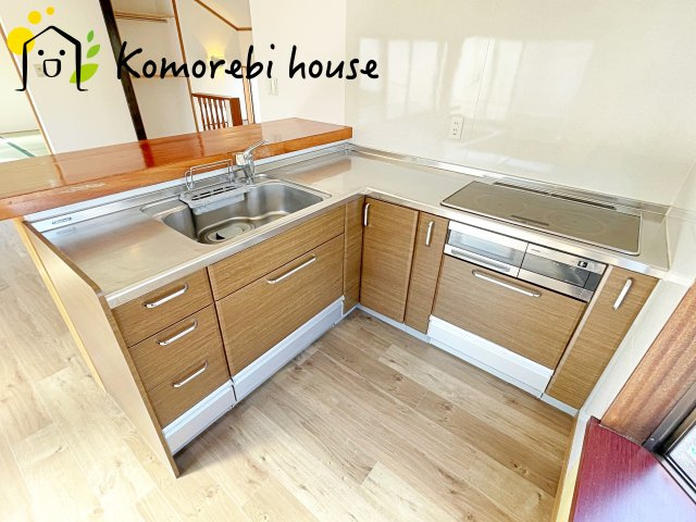 上尾市泉台三丁目　中古戸建のキッチン|コンパクトなキッチンで掃除もラクラク
