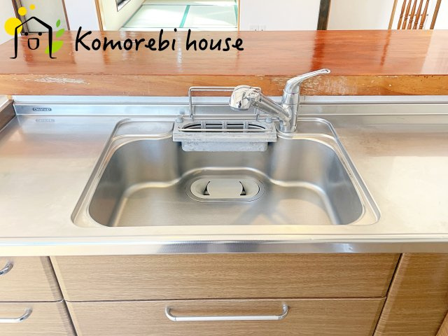 上尾市泉台三丁目　中古戸建のキッチン|お料理しやすいキッチンです